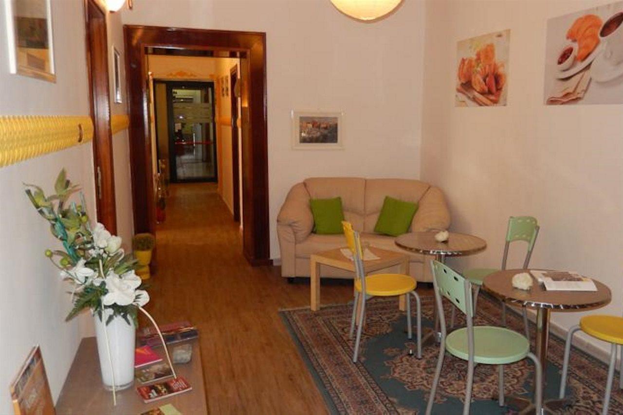 Hotel Le Orchidee Napoli Esterno foto