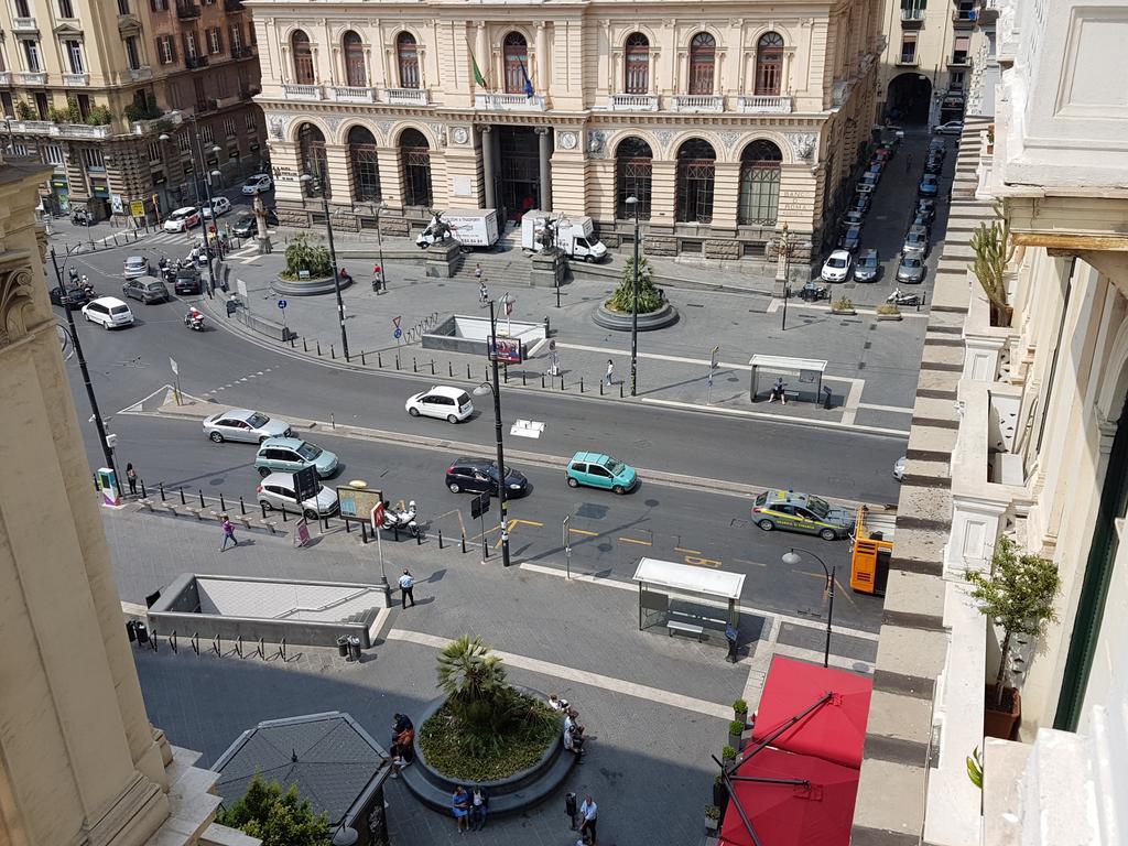 Hotel Le Orchidee Napoli Esterno foto