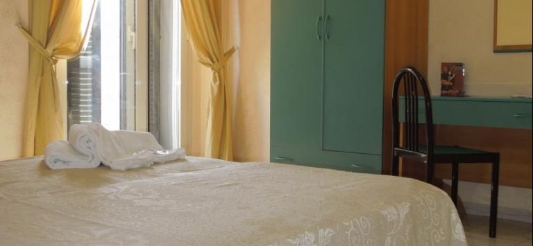 Hotel Le Orchidee Napoli Esterno foto